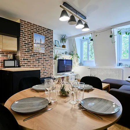 Beaux Arts - Les Demeures D'adrien *