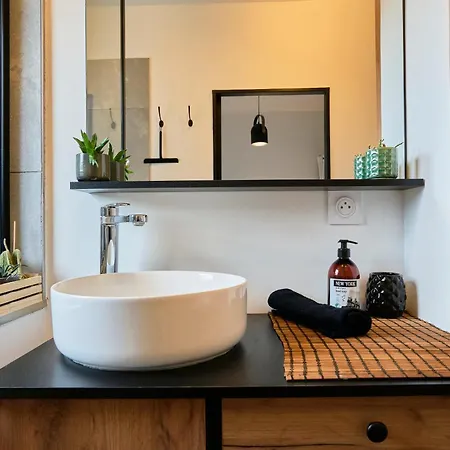 Beaux Arts - Les Demeures D'adrien